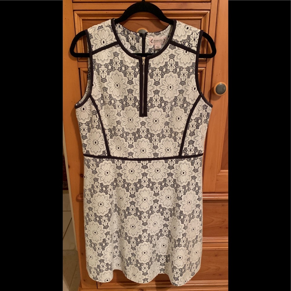 🌼 SALE 🌼 Nanette Lepore Dress